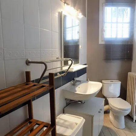 - Quartier Du Parc - Maison Typique De Bord De Avec Terrasse